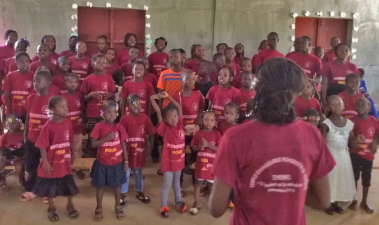 Journée nationale du Département des Enfants des Assemblées de Dieu (DENAD) au Temple évangélique Rehoboth : les parents et enfant interpellés à la grande mission